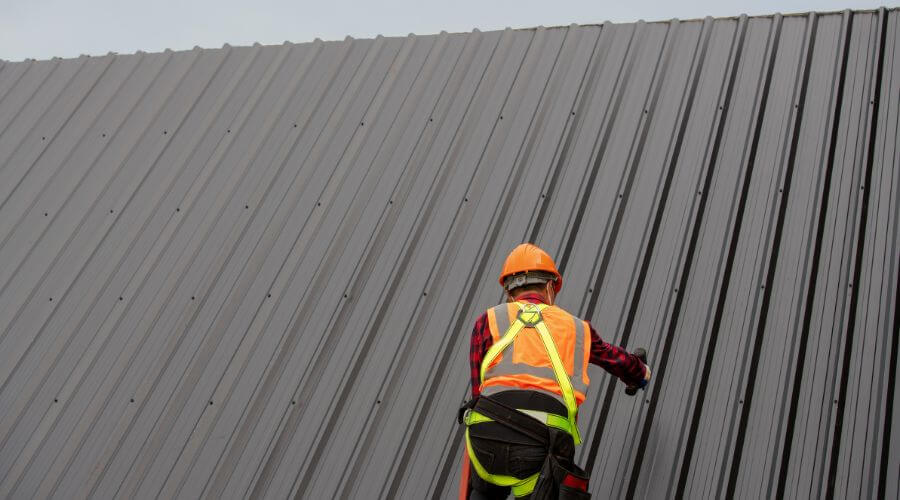 Professional metal roof installation services in Congerville, IL